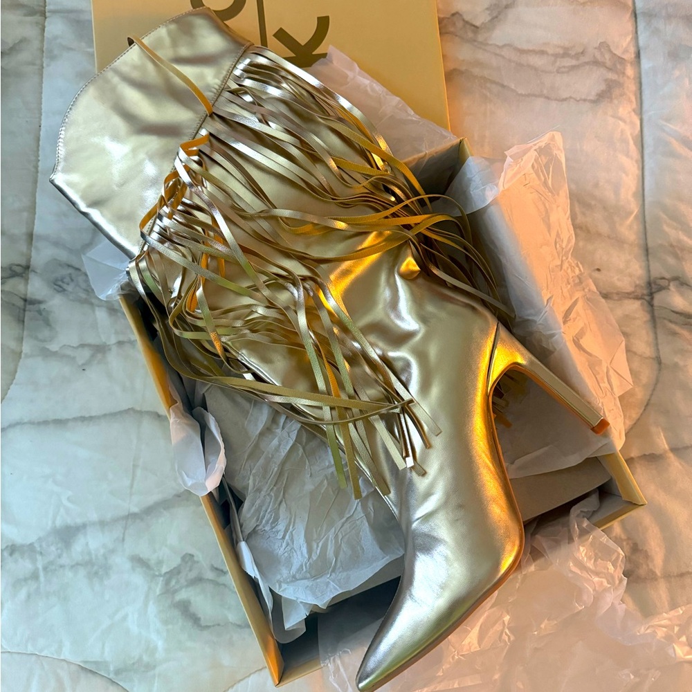 NEW IN BOX: Faux Leather Metallic Fringe Heel Boots, Size 9